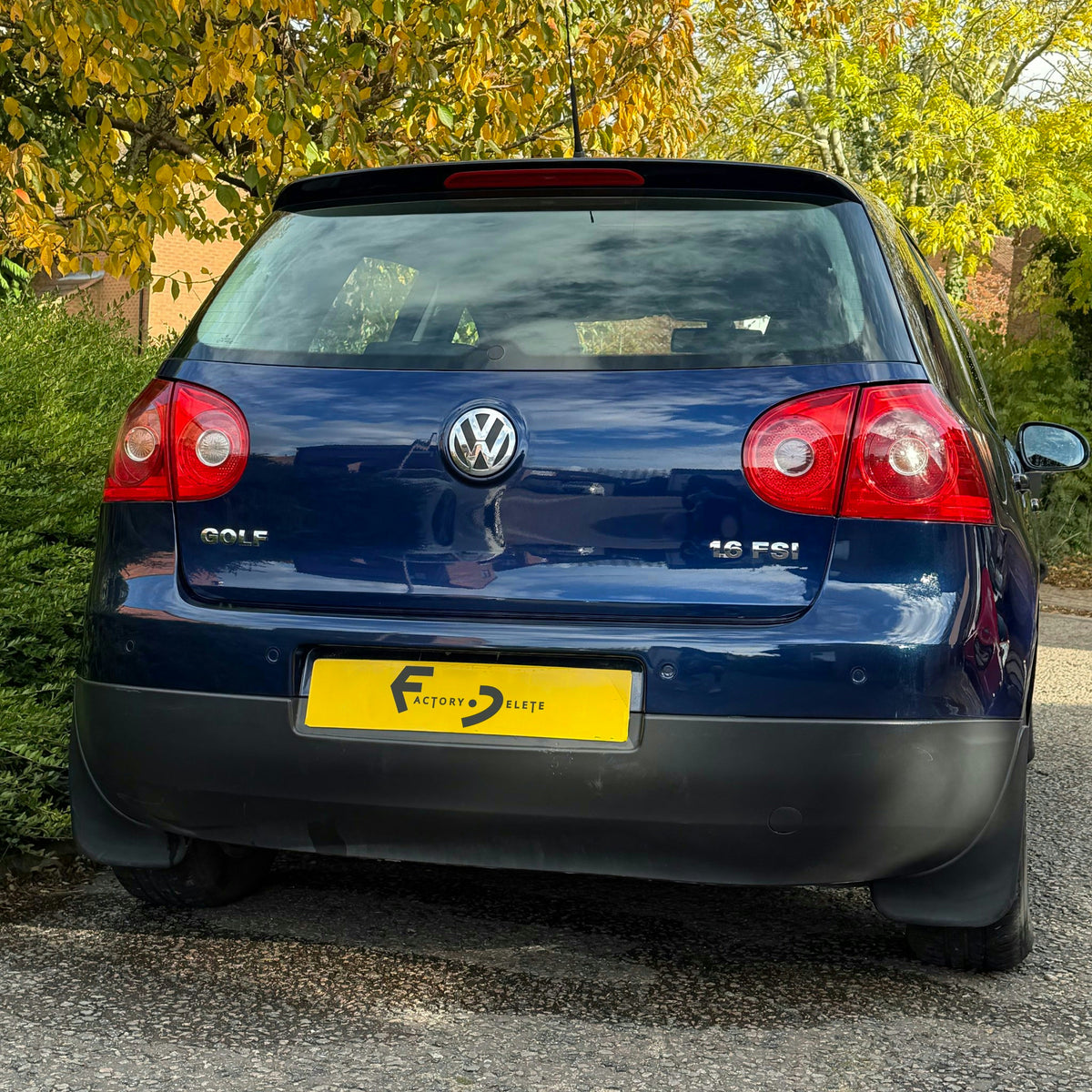 VW Golf Mk5 hatchback rear view with the rear wiper removed and blanking plug fitted